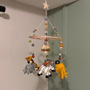 Wool Safari Animal Baby Mobile